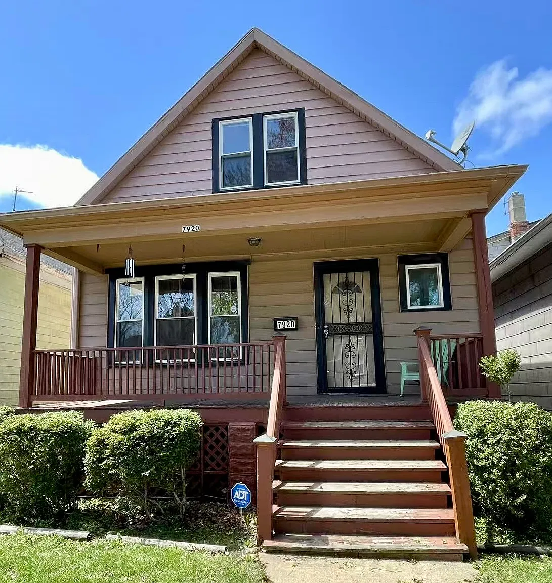 2 bed, 900 sqft, $2,000 — Photo 4