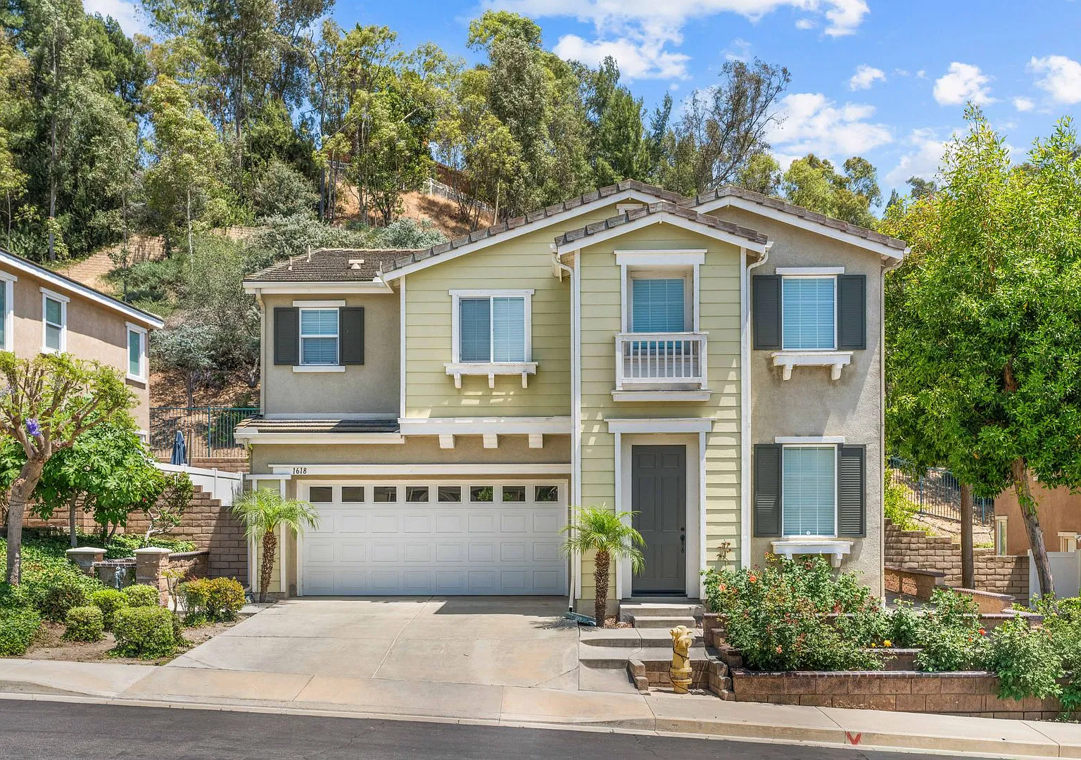 Spacious 3BR + Loft in Gated Parkwest, West Covina — Photo 2