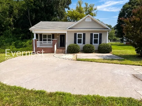 2280 Aurelia Ct, Winston Salem, NC 27107