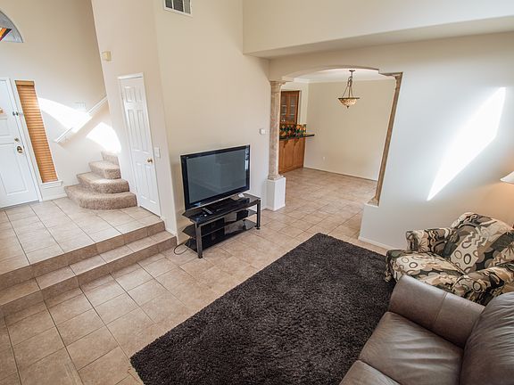 5th image of 14737 Bordeaux Ln