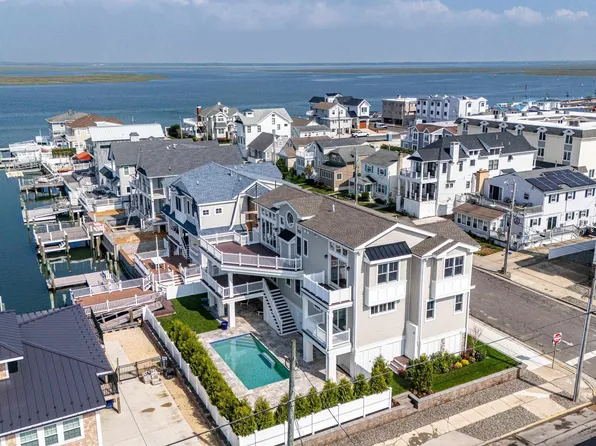 301 84th St, Stone Harbor, NJ 08247