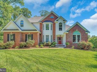 962 Foxtrot Rd, Gambrills, MD 21054