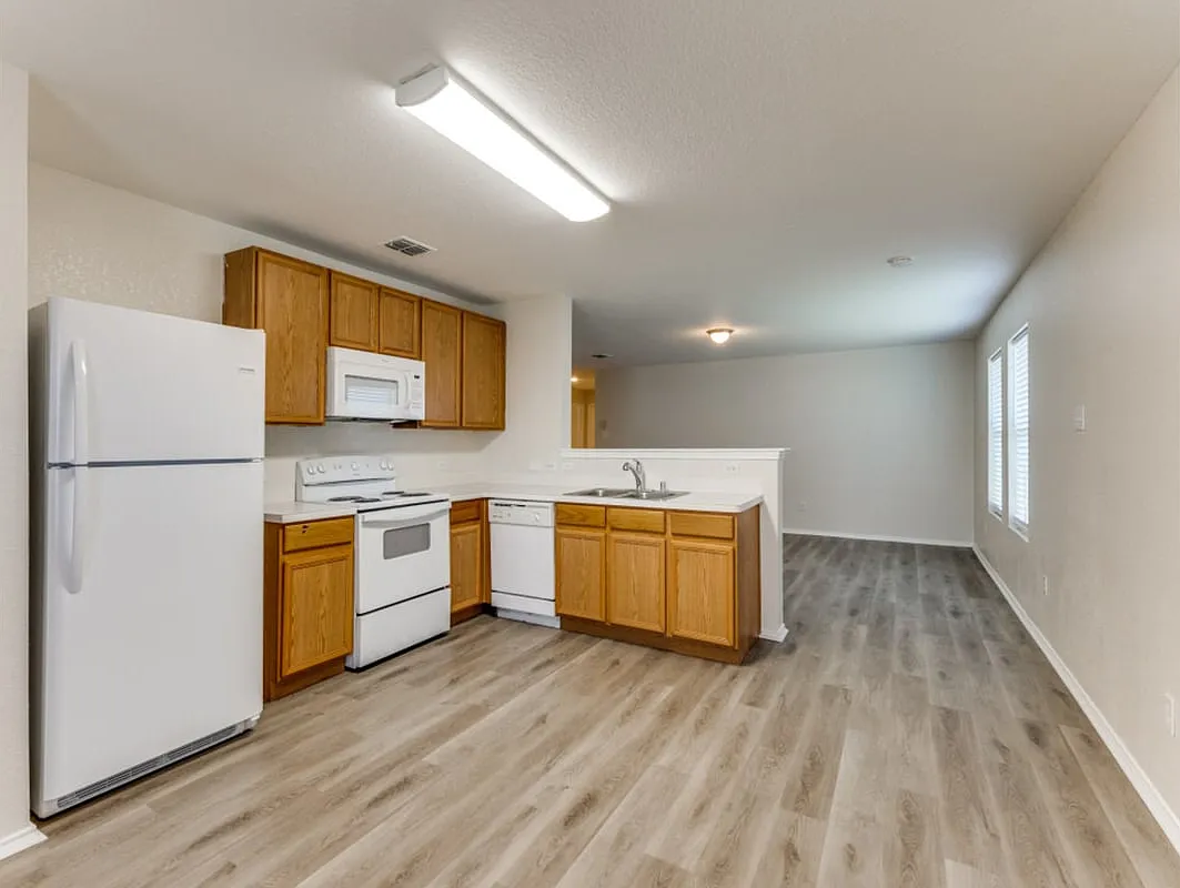 1609 Castle Ridge Road Fort Worth TX 76140 — Photo 4