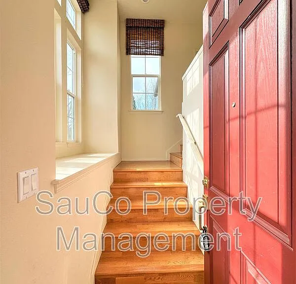 1867 NE Ashberry Dr #1 — Photo 3