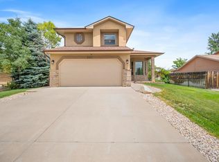 2011 Sundance Dr, Pueblo, CO 81008