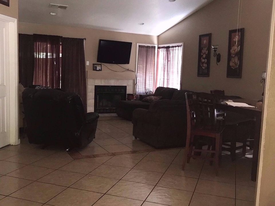2nd image of 2304 San Martin Dr