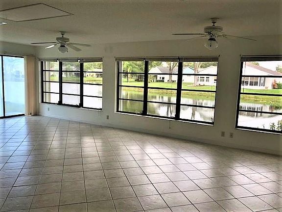 5th image of 427 Cypress Forest Dr