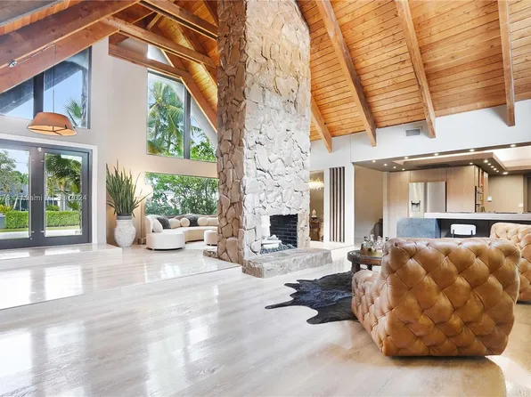 11750 NW 14th St, Plantation, FL 33323