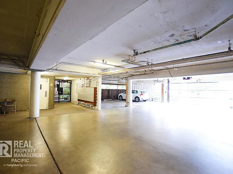 2601 College Ave #111 — Photo 18