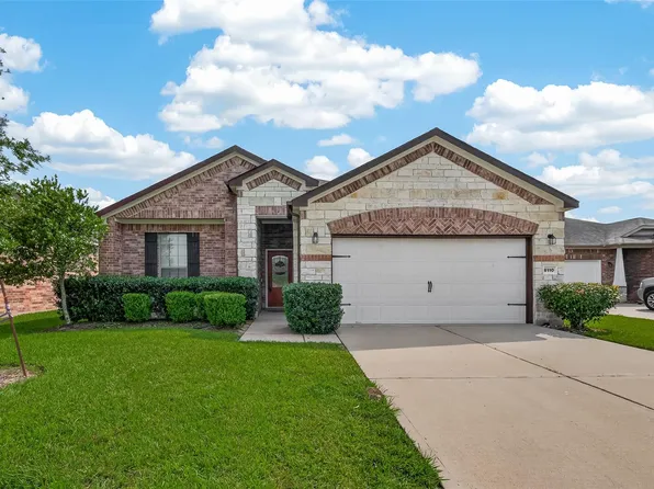 8110 Running Brook Ln, Rosenberg, TX 77469