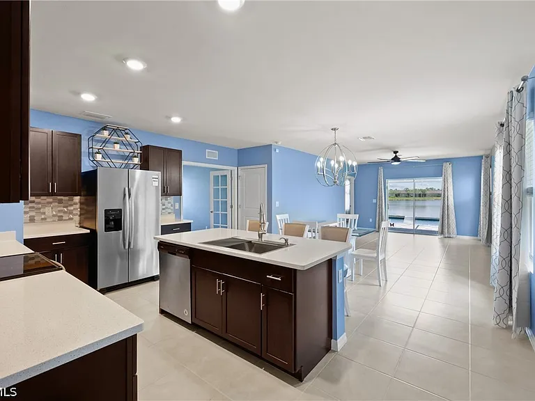 8720 Swell Brooks Ct — Photo 20