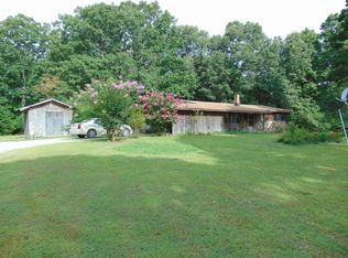 117 N Gravel Pit Rd, Cave City, AR 72521