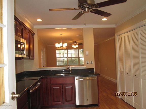 4th image of 35C Edinburgh Ln #C