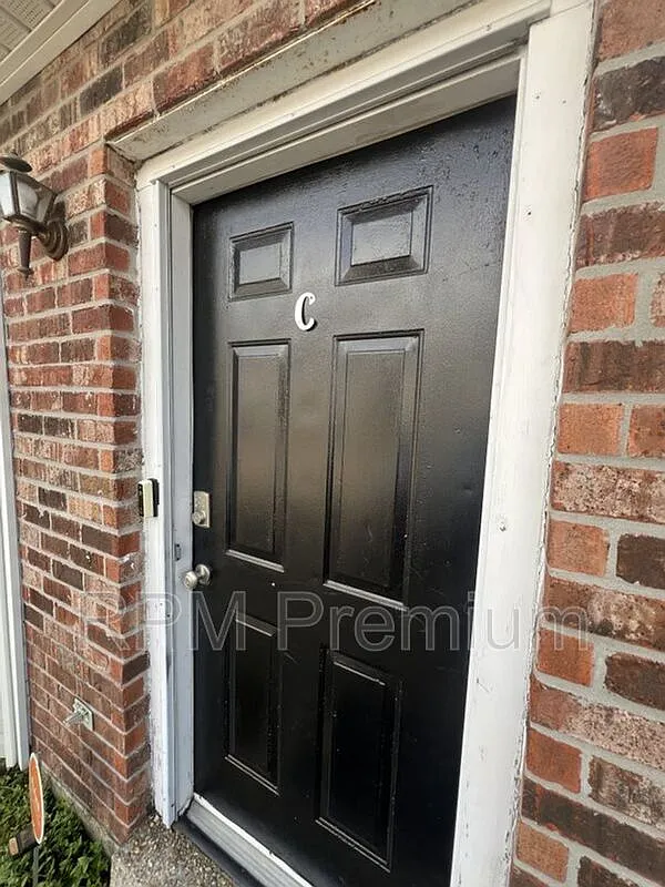 2 bed, 2.5 bath, 1062 sqft, $1,375 — Photo 1