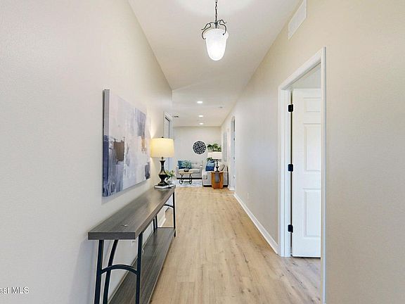 3rd image of 5727 Indigo Crossing Dr