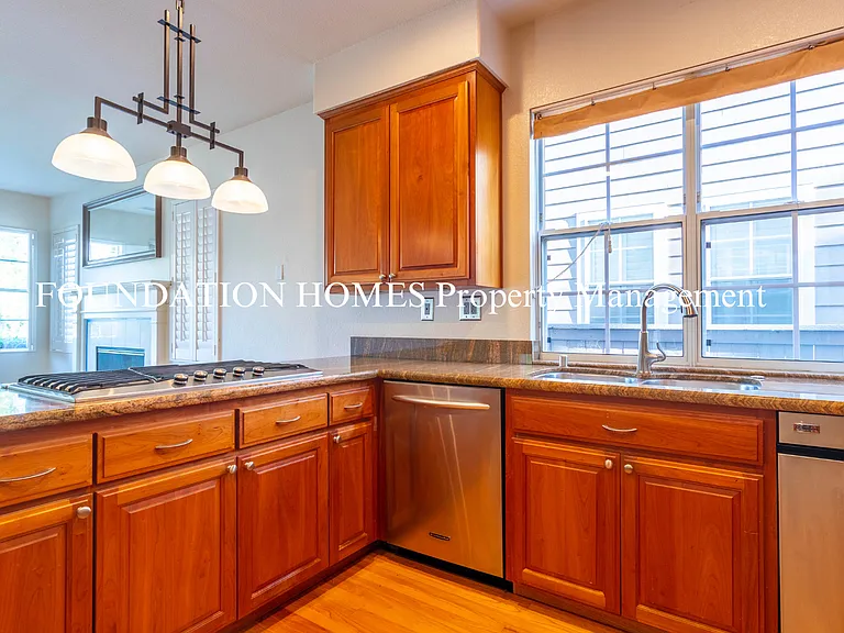 3 Lagoon Ct — Photo 4