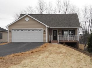 1911 Wilshire Ln, Pulaski, VA 24301