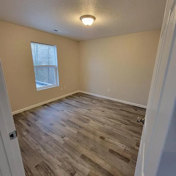 206 Kronos Dr #B — Photo 4