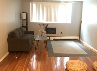 354 Market St APT 10, Brighton, MA 02135