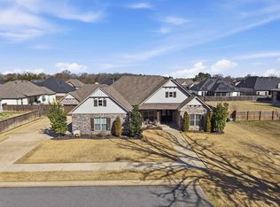 2930 Shadow Ln, Conway, AR 72034