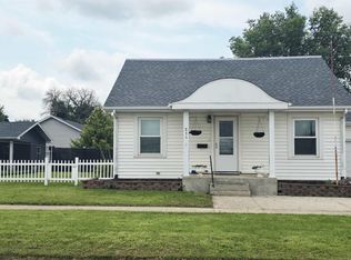 235 W 3rd St, Garner, IA 50438