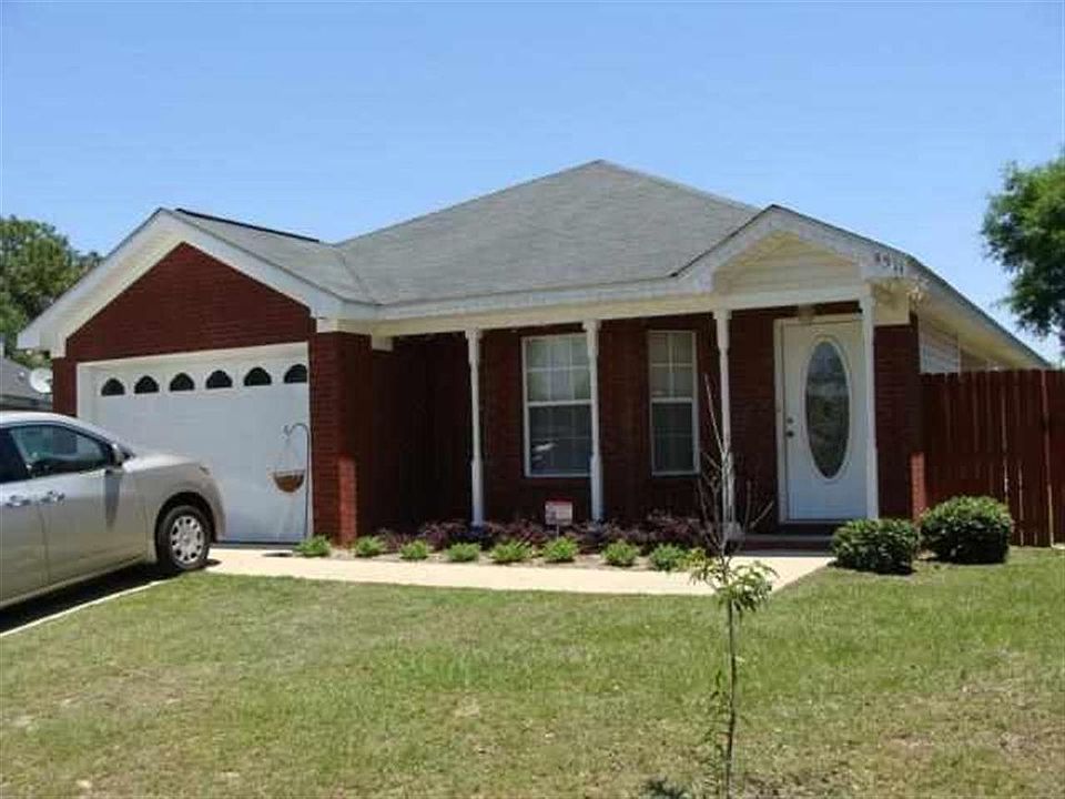 1st image of 4511 Deslin Dr