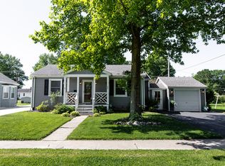 1028 W Madison St, Mascoutah, IL