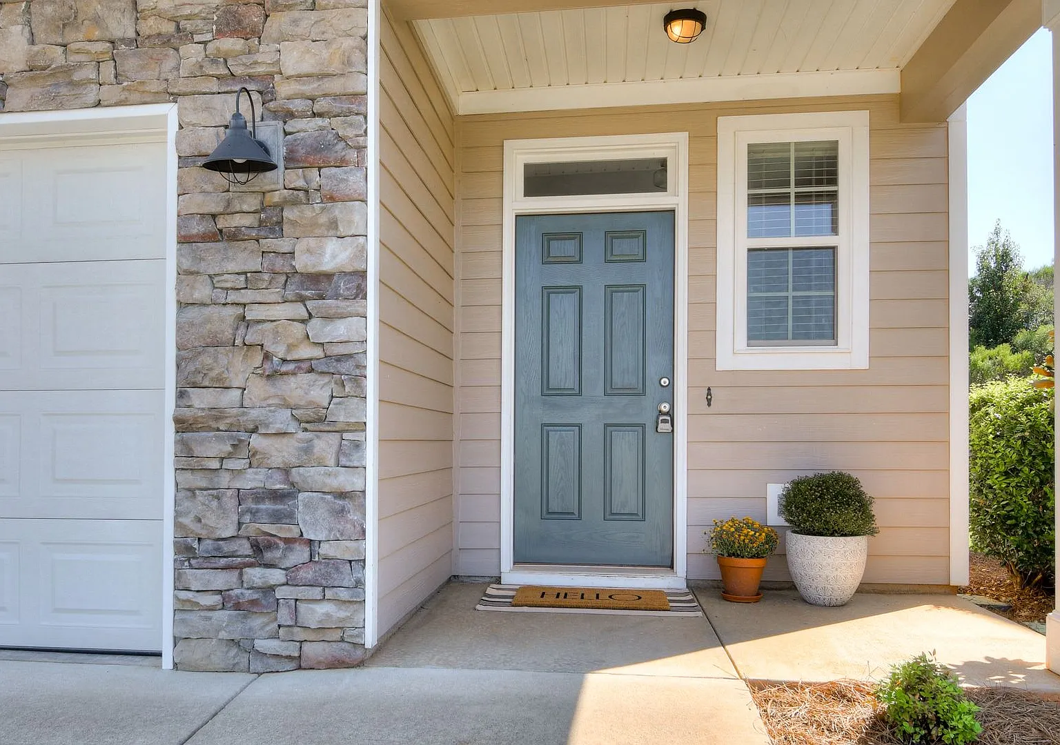 Beautiful 4 Bedroom in Crawford Creek — Photo 4