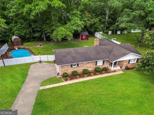 6071 Fountain Dr, Macon, GA 31216