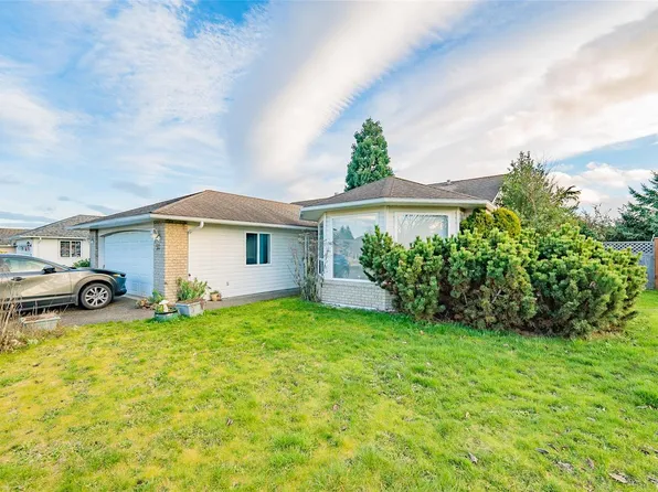 50 Magnolia Dr, Parksville, BC V9P 2P5