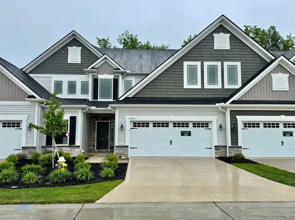 32054 Tuscan Ln, Avon Lake, OH 44012