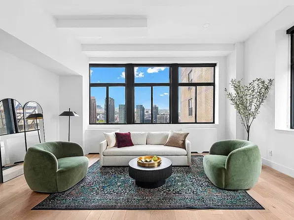 310 E 46th St APT 24H, New York, NY 10017