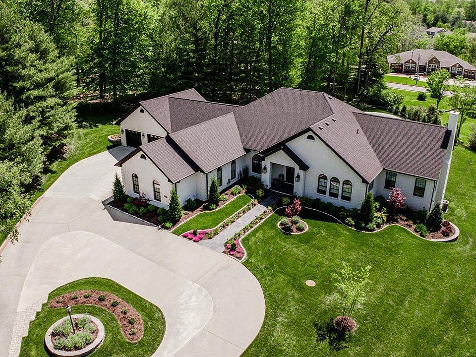 1st image of 2128 Wood Hollow Ct