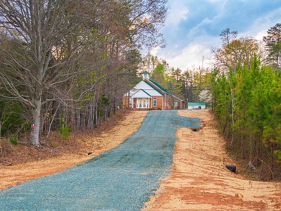 3rd image of Evergreen Church Rd