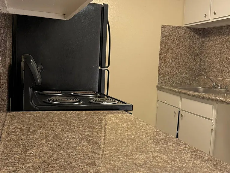 Southern Oaks Apartments — Photo 65
