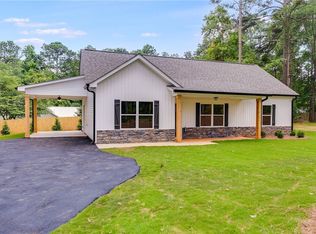 4 Dunn Rd, Silver Creek, GA 30173