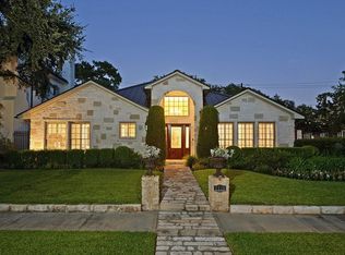 2221 Maconda Ln, Houston, TX 77027