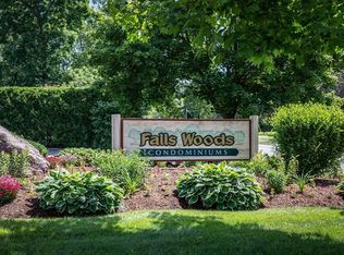 41 W Summit St APT 3, South Hadley, MA 01075