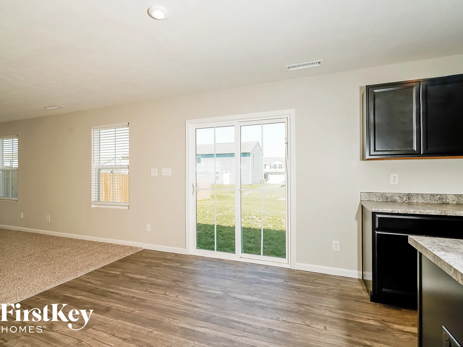 4 bed, 2.5 bath, 2200 sqft, $2,170 — Photo 4