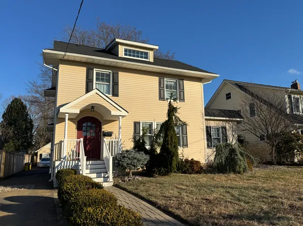 109 Hudson Ave #A, Red Bank, NJ 07701