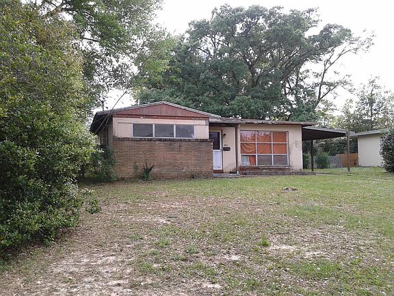 3rd image of 433 Edison Dr