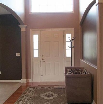 2nd image of 10326 Townley Ct