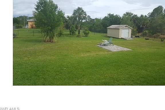 5th image of 704 Poinsettia Ave