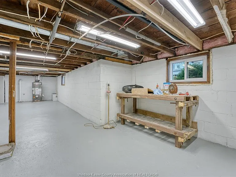 2226 Mercer St — Photo 27