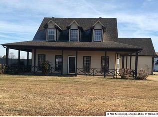 4556 Holly Springs Rd, Hernando, MS 38632