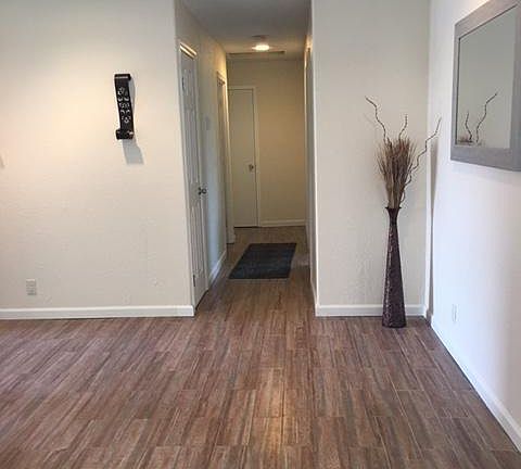 4th image of 1174 Leeward Dr
