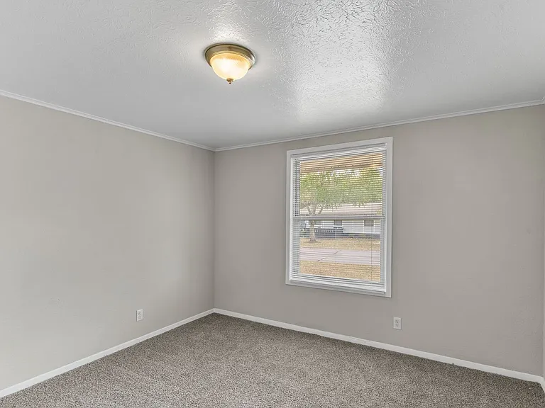 Drake's Creek Cooperative — Photo 20