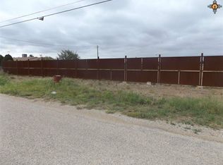 1009 Hopi Rd, Carlsbad, NM 88220