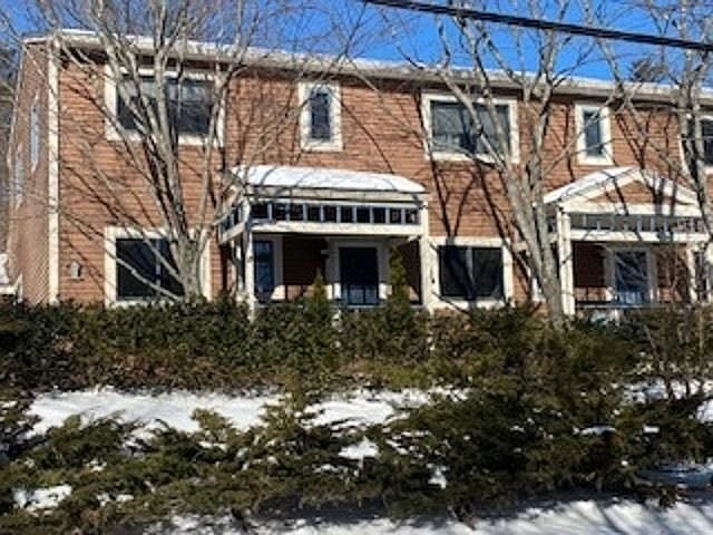 2nd image of 117 Spinnaker Way