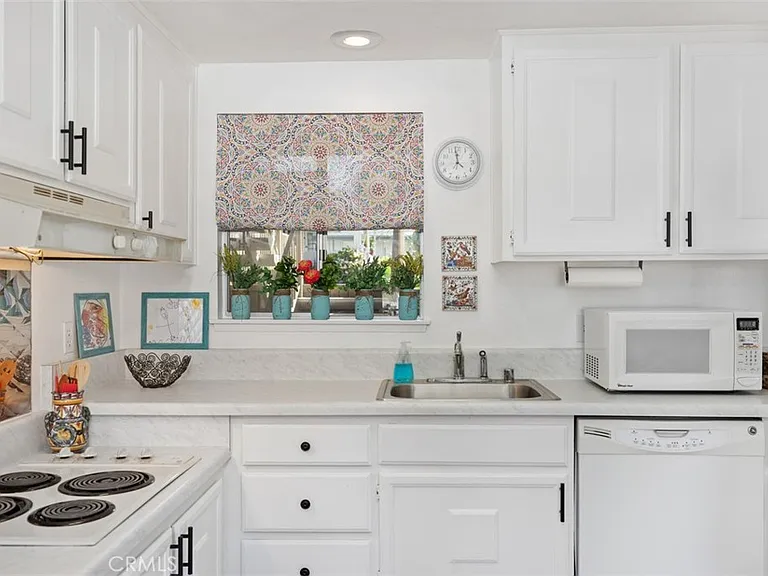 606 Avenue Sevilla #C — Photo 5